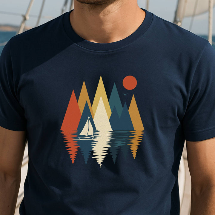 Boot in den Bergen - Bio-Shirt