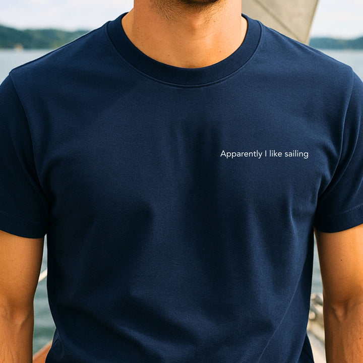 Apparently I like sailing - Unisex Premium Bio Shirt